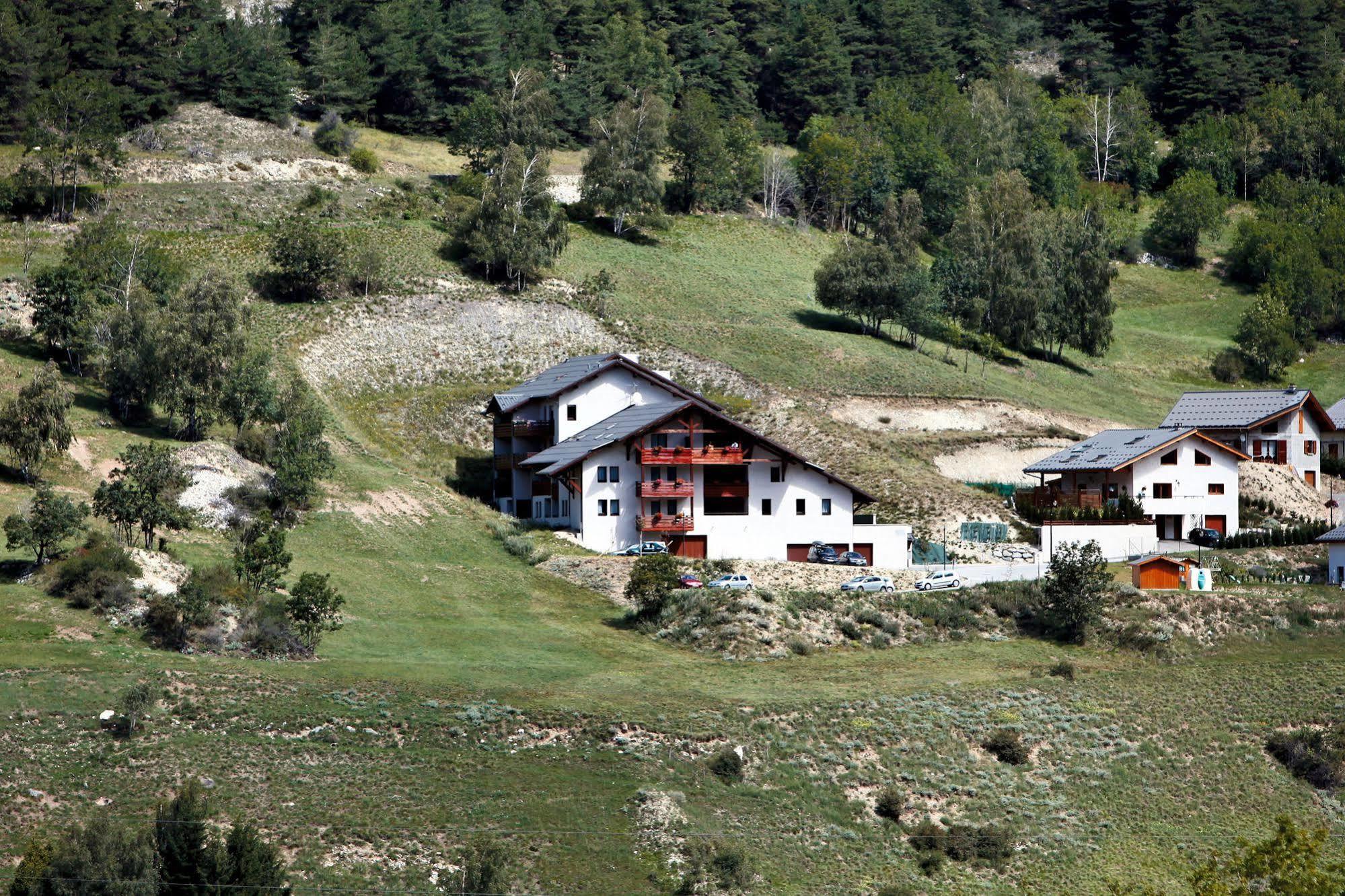 Residence Plein Soleil Avrieux Екстер'єр фото